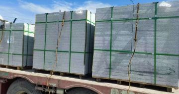 金华 芝麻白花岗岩地铺石装车日常