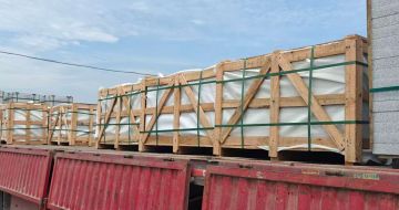 金华 芝麻白花岗岩地铺石出口专车-泰国游