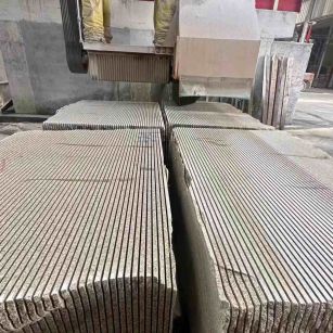 金华 车间生产日常，黄金麻白麻花岗岩