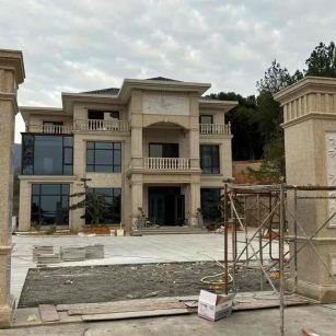 金华 黄金麻花岗岩别墅雕花外墙干挂配上门口雕花罗马柱