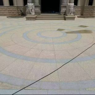 金华 黄金麻芝麻灰花岗岩石材地铺拼接效果