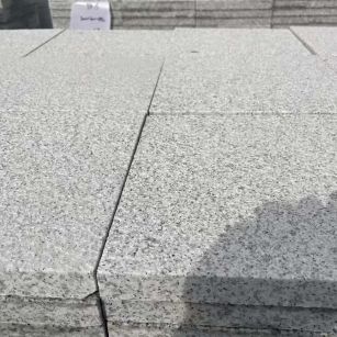 金华 白麻花岗岩石材推荐 荔枝面地铺石