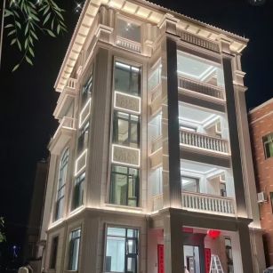 金华 芝麻白花岗岩别墅外墙夜间效果