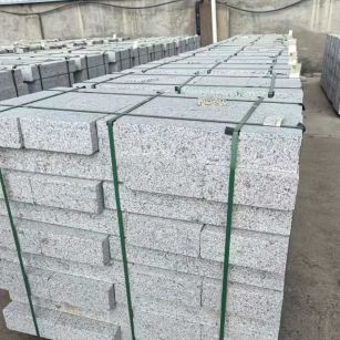 金华 白麻花岗岩路沿石，弧形路沿石，道牙石，马路牙子，界石，路缘石，平沿石，直岩石，平缘石等