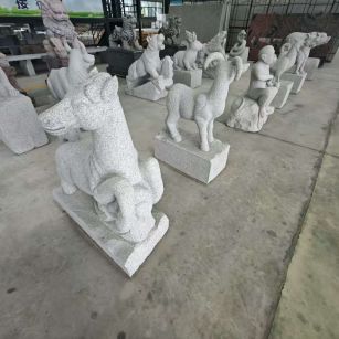 金华 芝麻白花岗岩造型立体雕刻——十二生肖