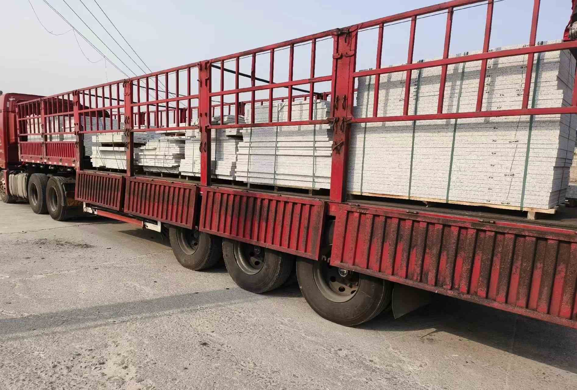 金华 白麻荔枝面外墙干挂，工厂装车日常