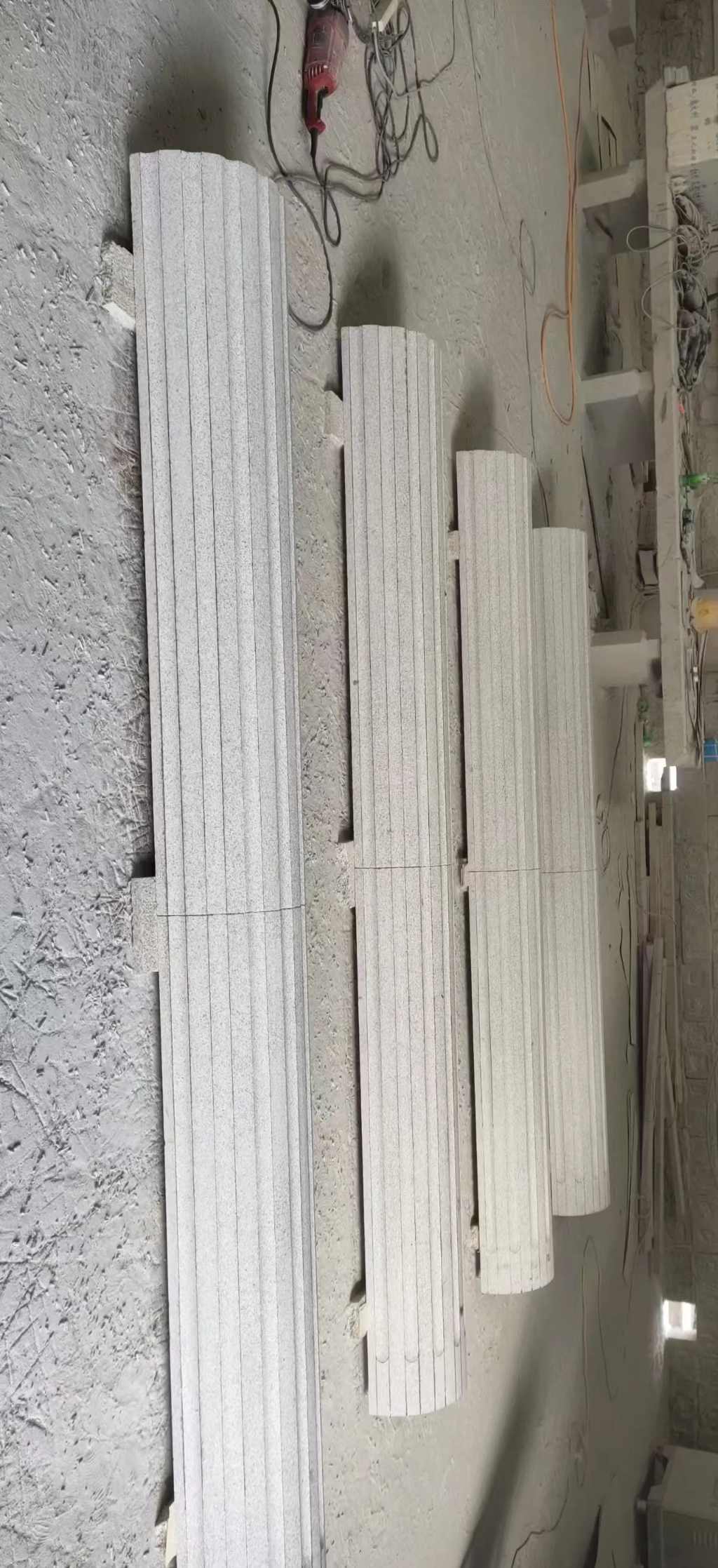 金华 花岗岩厂家带你看白麻花岗岩门楼大柱柱皮