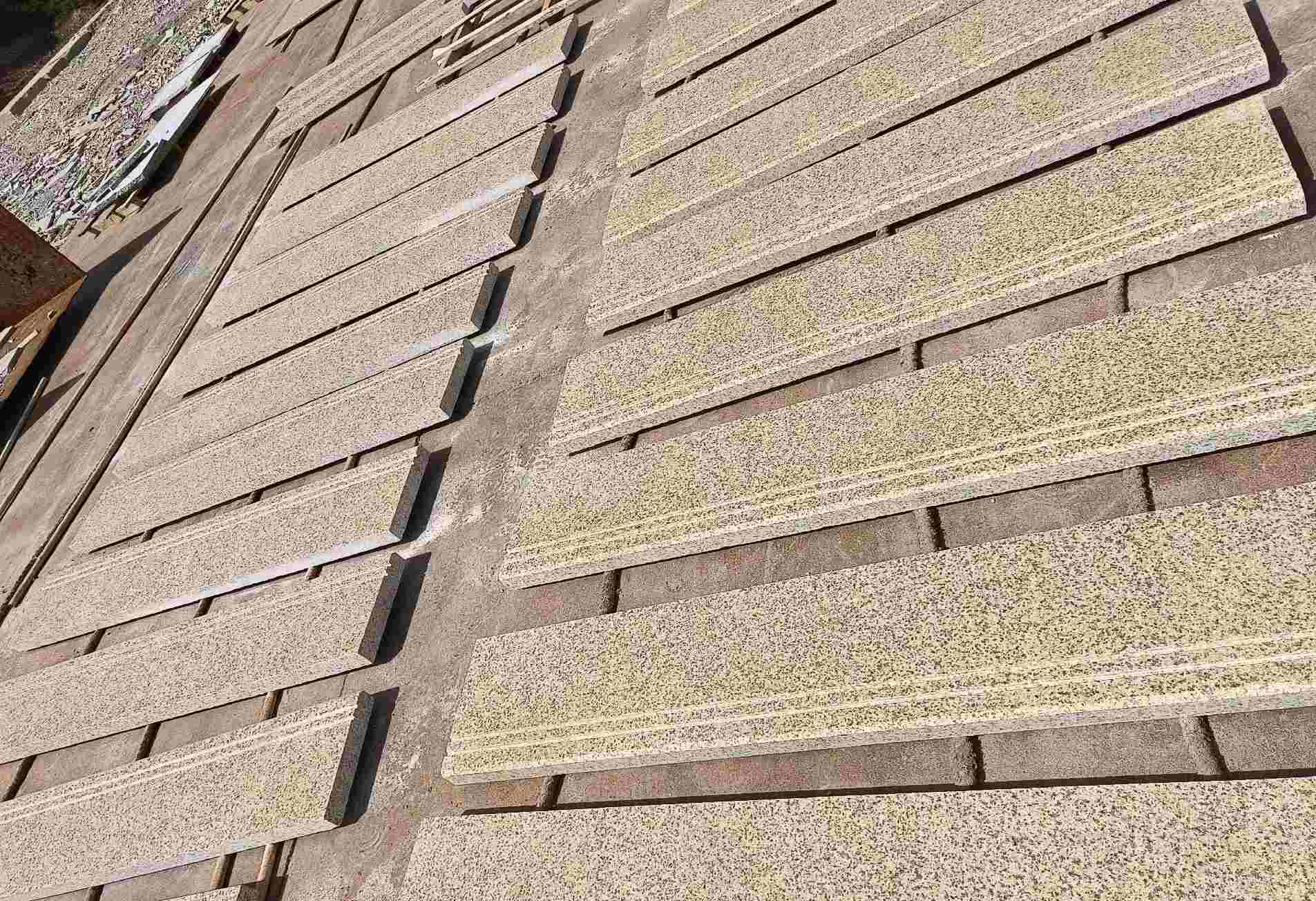 金华 黄金麻花岗岩光面楼梯踏步