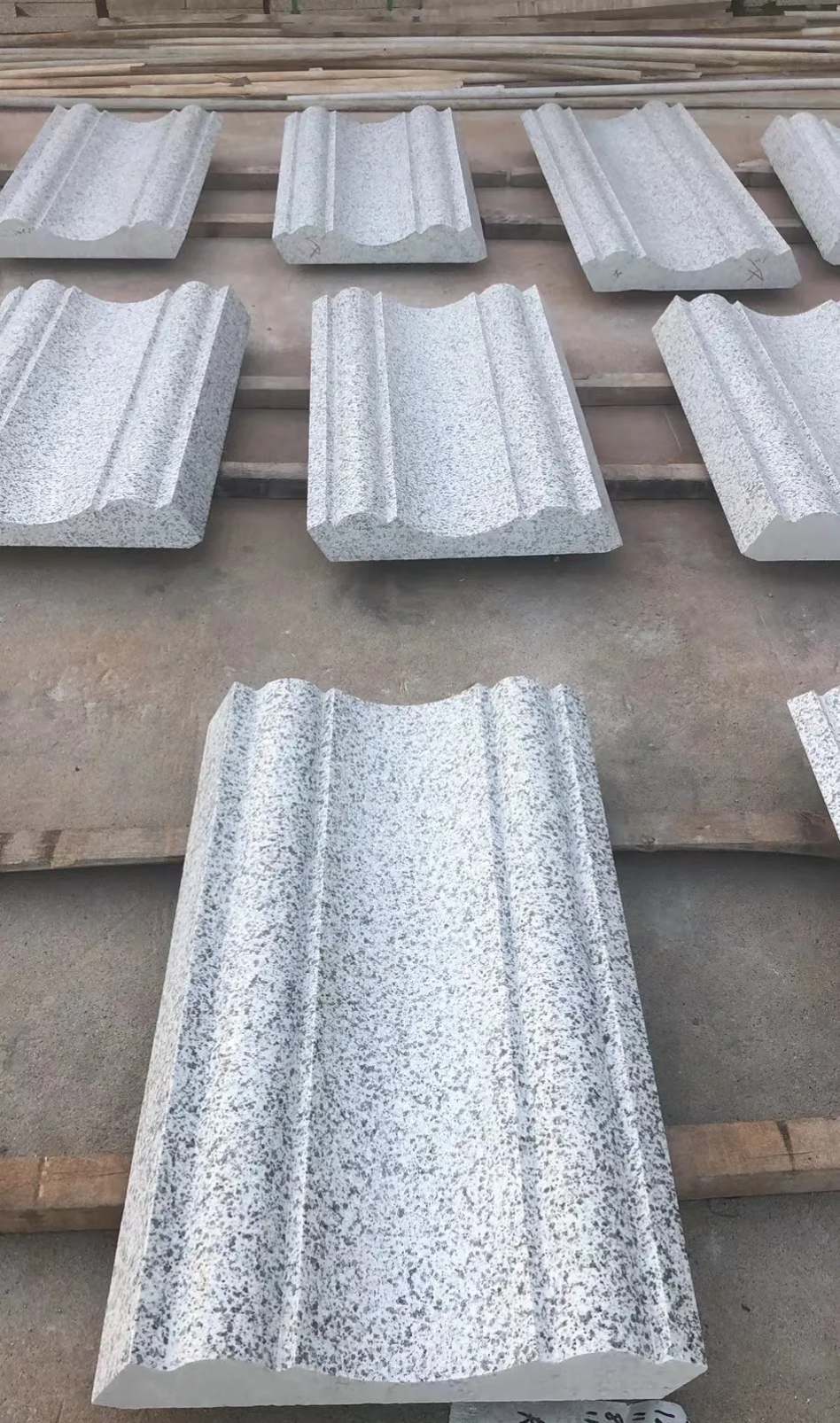 金华 白麻花岗岩光面别墅线条