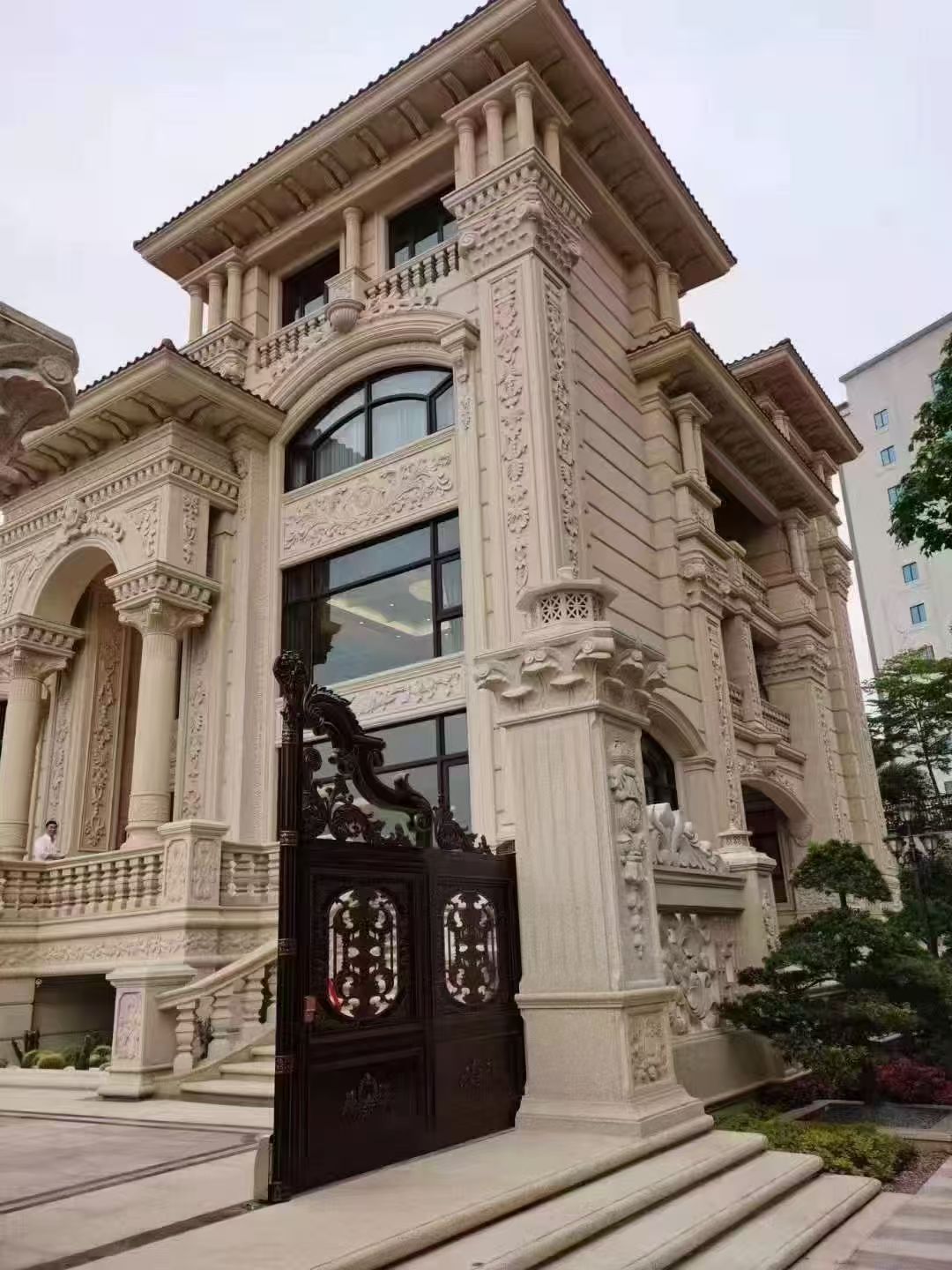 金华 黄金麻花岗岩别墅外墙干挂效果展示