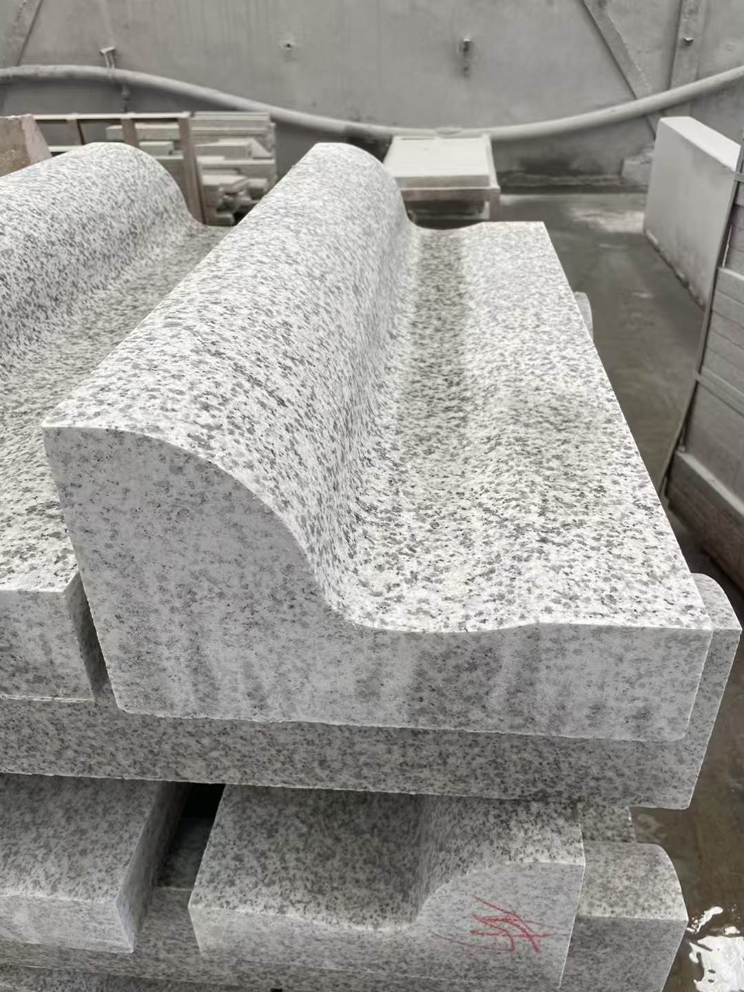 金华 白麻花岗岩S型路沿石，路侧石，马路牙子等