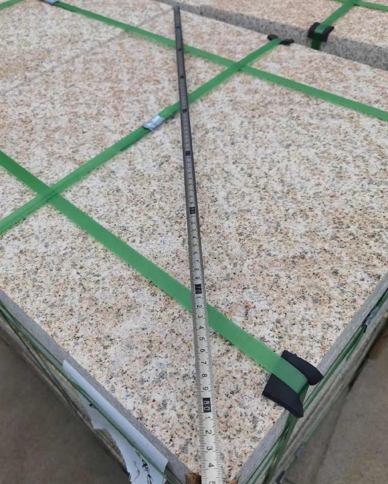 金华 黄金麻火烧面地铺石